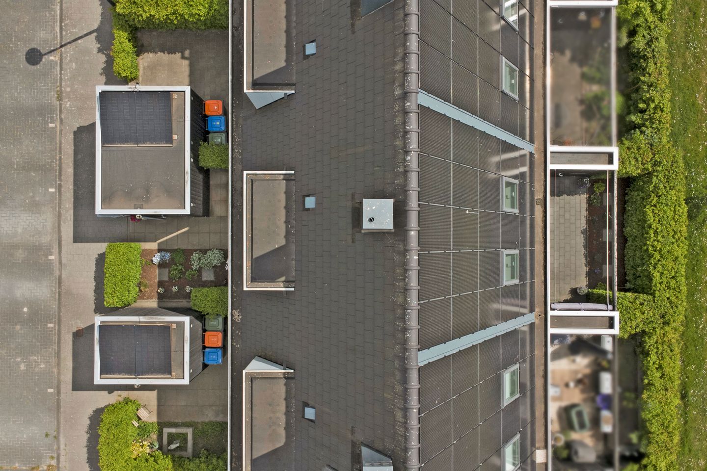 Energy-neutral terraced house with 3 bedrooms and solar panels in Dronten — 35