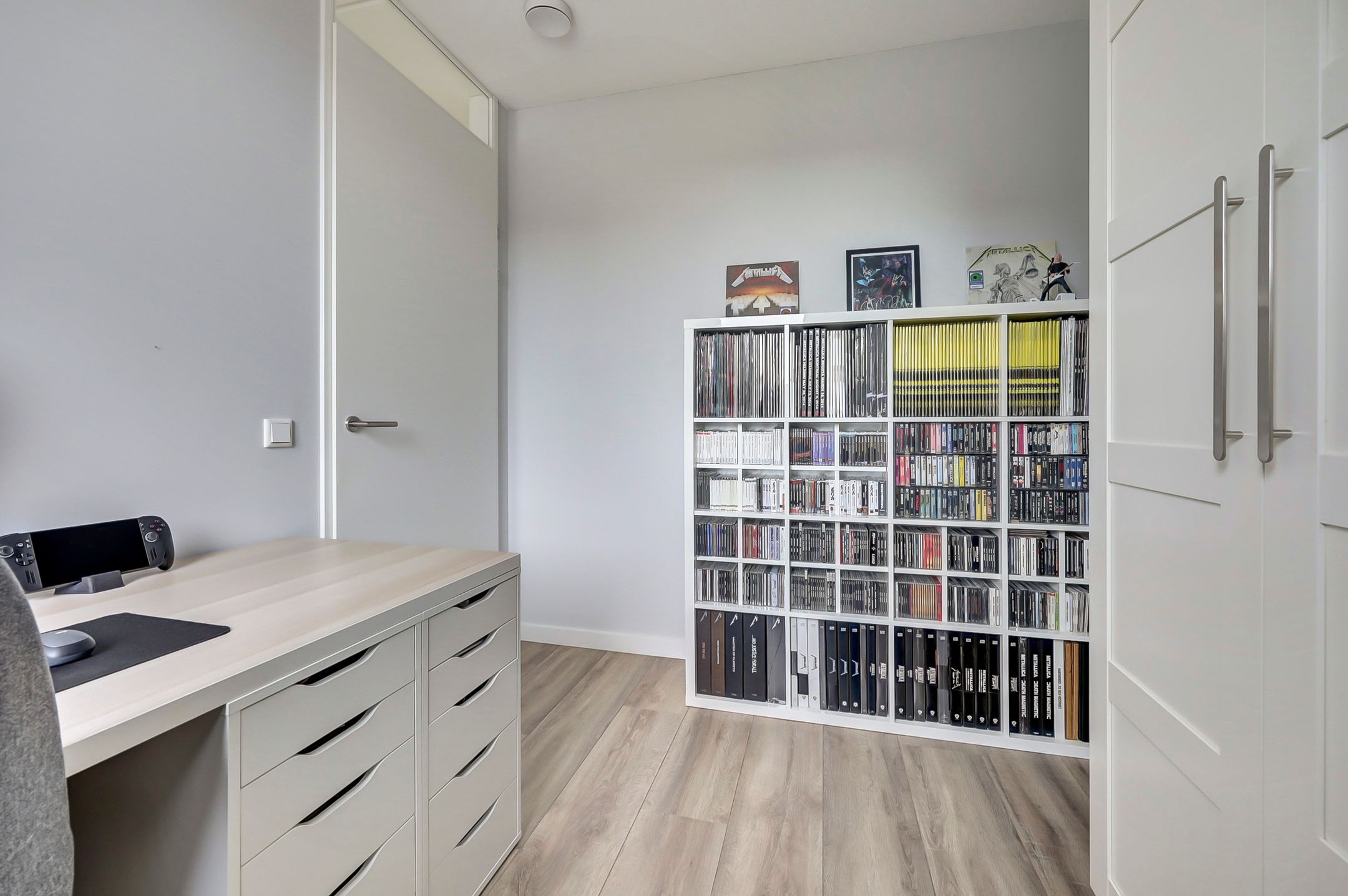 Energy-neutral terraced house with 3 bedrooms and solar panels in Dronten — 21