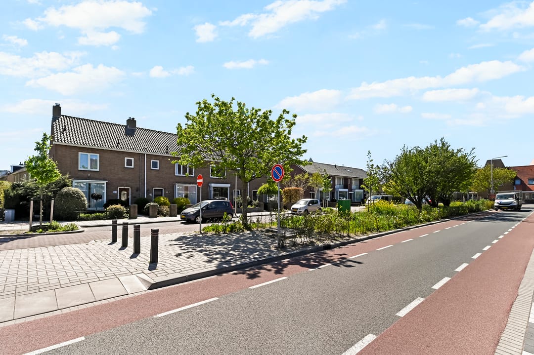 Foto 2 van Burgemeester Kampschöerstraat 21