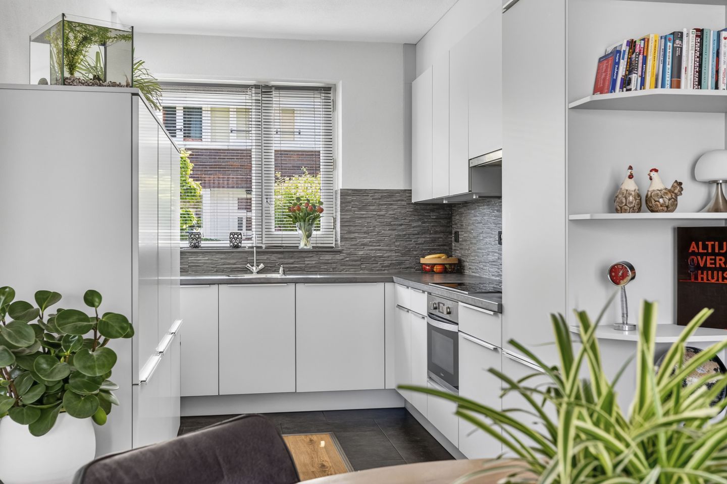 Foto 4 van Meester Pluimhof 31
