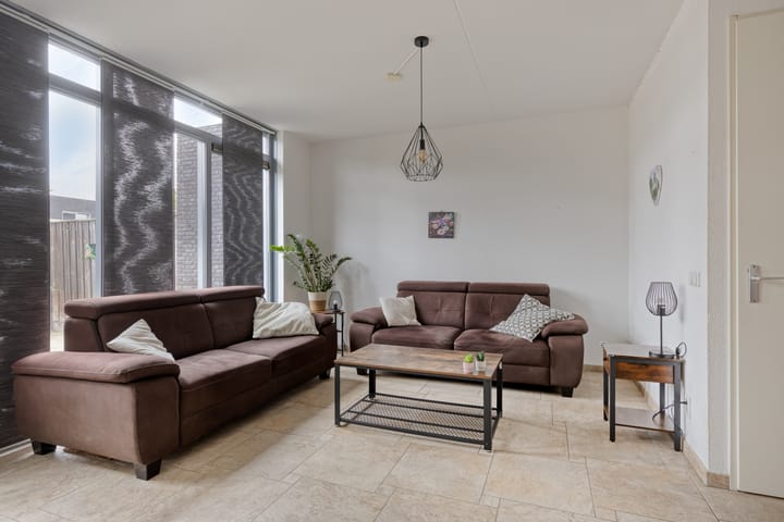 Tussenwoning te koop: Graslelie 38, Eindhoven