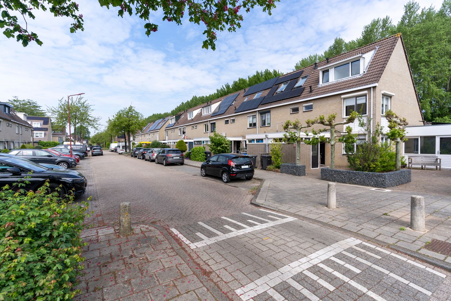 Terraced Home with Water Views in Nieuwegein Buitenweides — 29