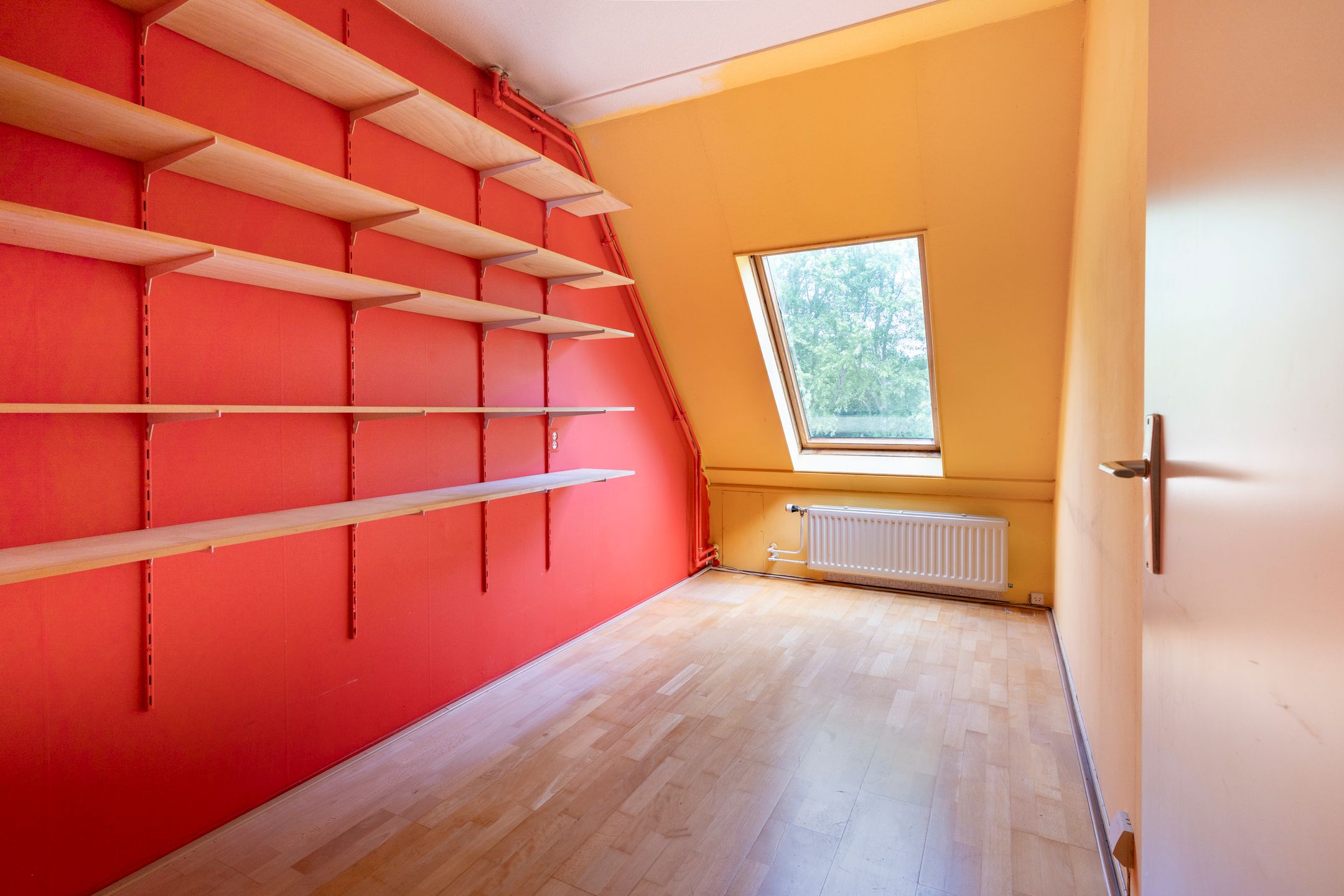 Terraced Home with Water Views in Nieuwegein Buitenweides — 15