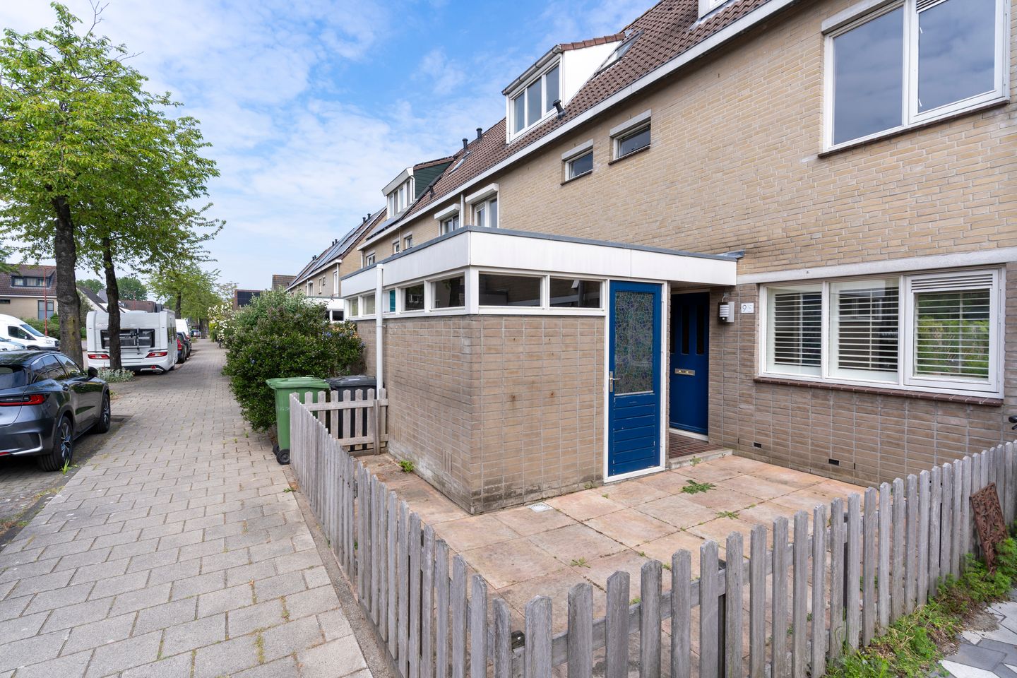 Terraced Home with Water Views in Nieuwegein Buitenweides — 25