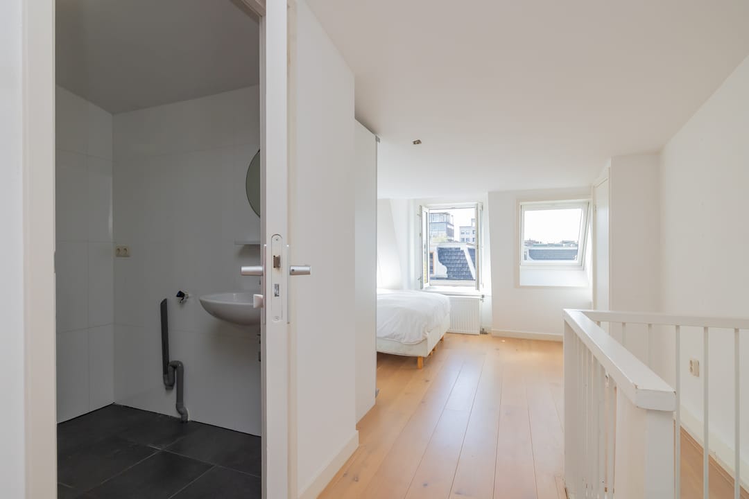 Photo 17 of Da Costastraat 65-4