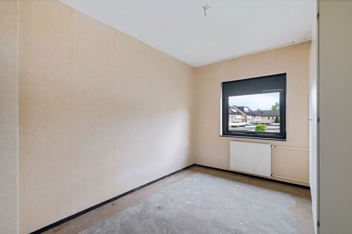 Corner house with garage and free view in green family-friendly location — 19