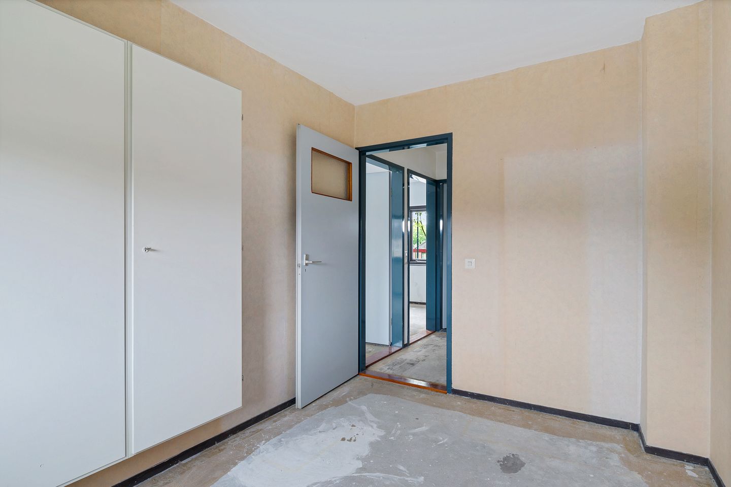 Corner house with garage and free view in green family-friendly location — 20