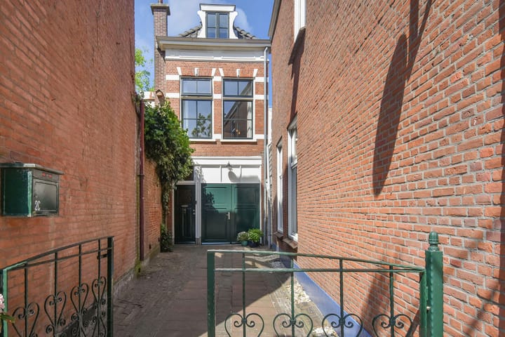 Photo 2 of Dirk Hoogenraadstraat 2-C