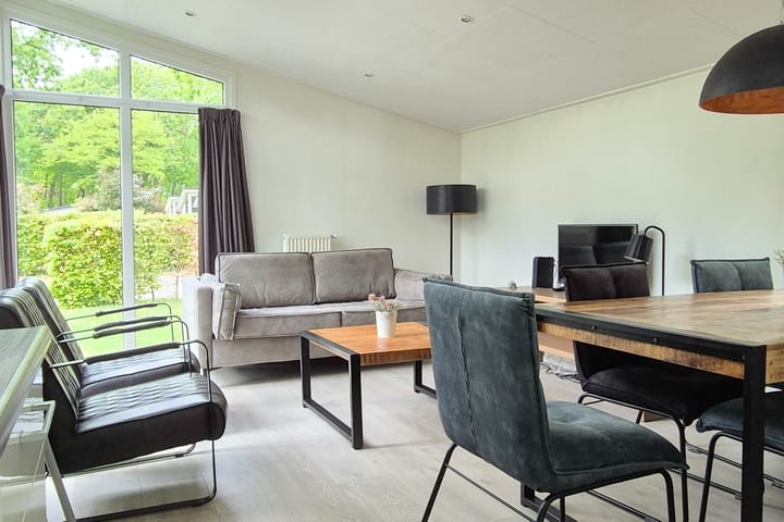 Vrijstaande woning te koop: Barteweg 15R5, Ede