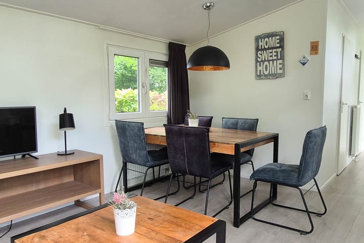 Vrijstaande woning te koop: Barteweg 15R5, Ede