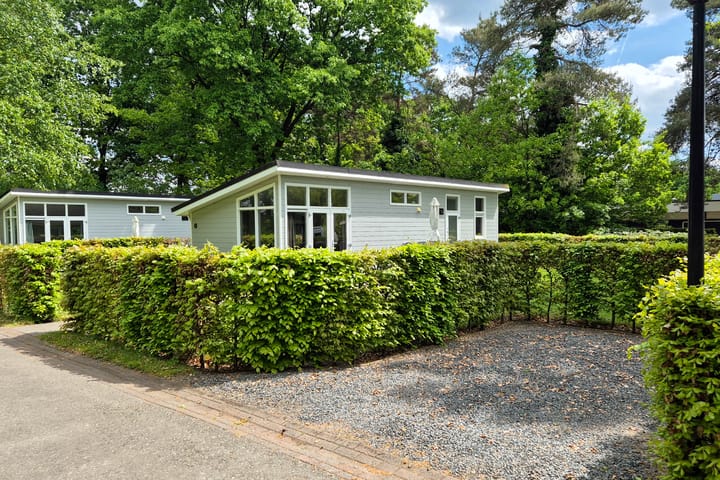 Vrijstaande woning te koop: Barteweg 15R5, Ede