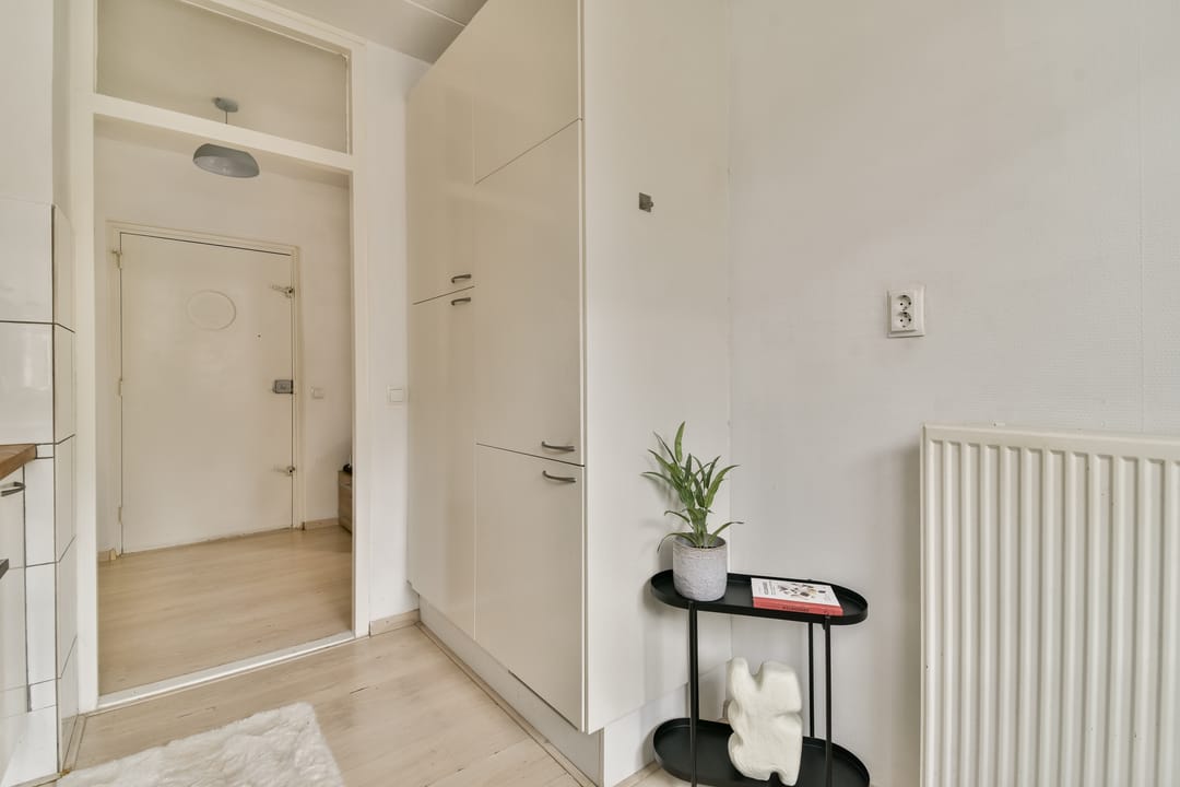 Photo 7 of Van Beuningenstraat 67