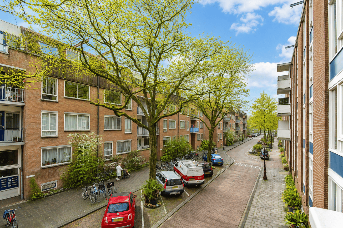 Photo 10 of Van Beuningenstraat 67