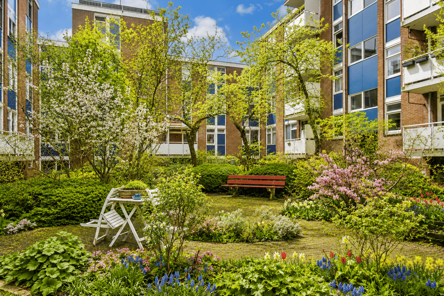 Photo 19 of Van Beuningenstraat 67