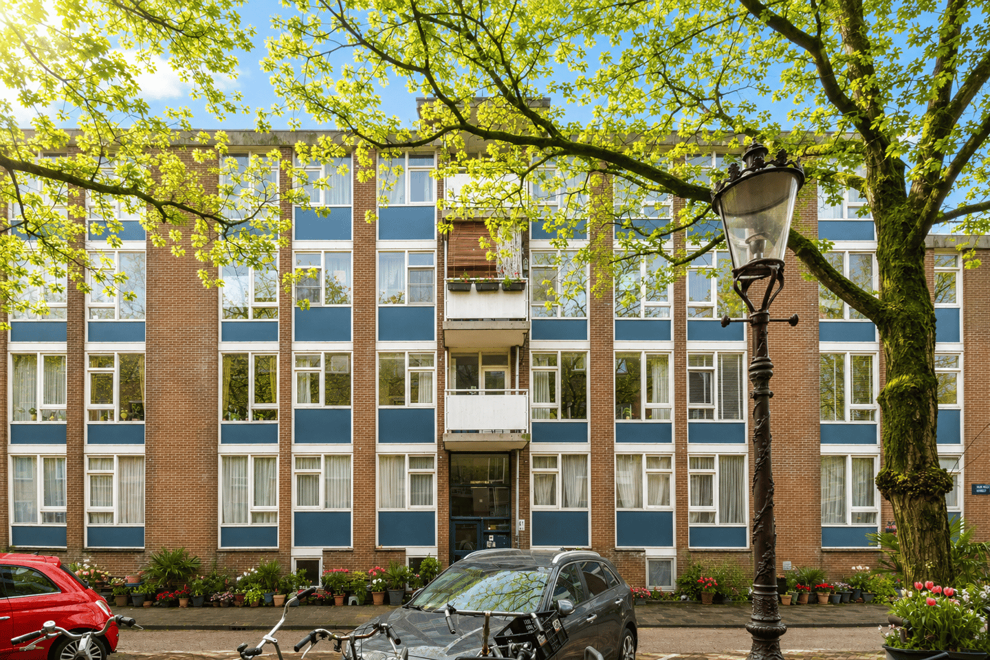 Photo 20 of Van Beuningenstraat 67
