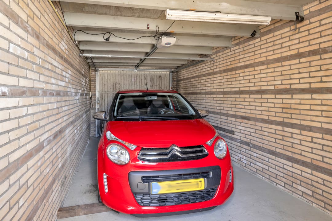 Photo 32 of Philips van Nassaustraat 1