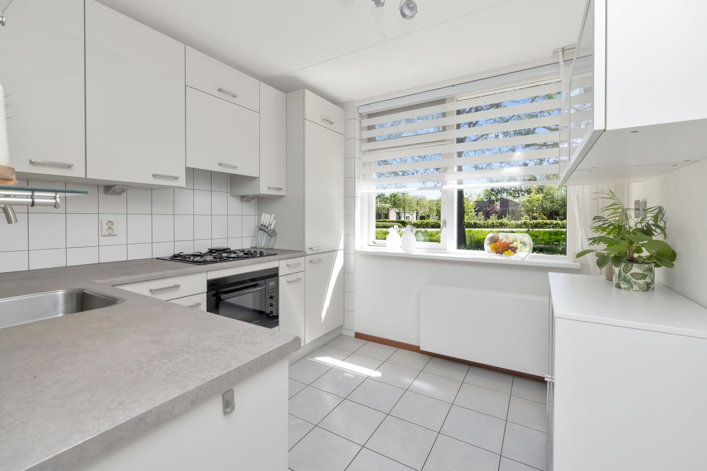 Photo 10 of Philips van Nassaustraat 1