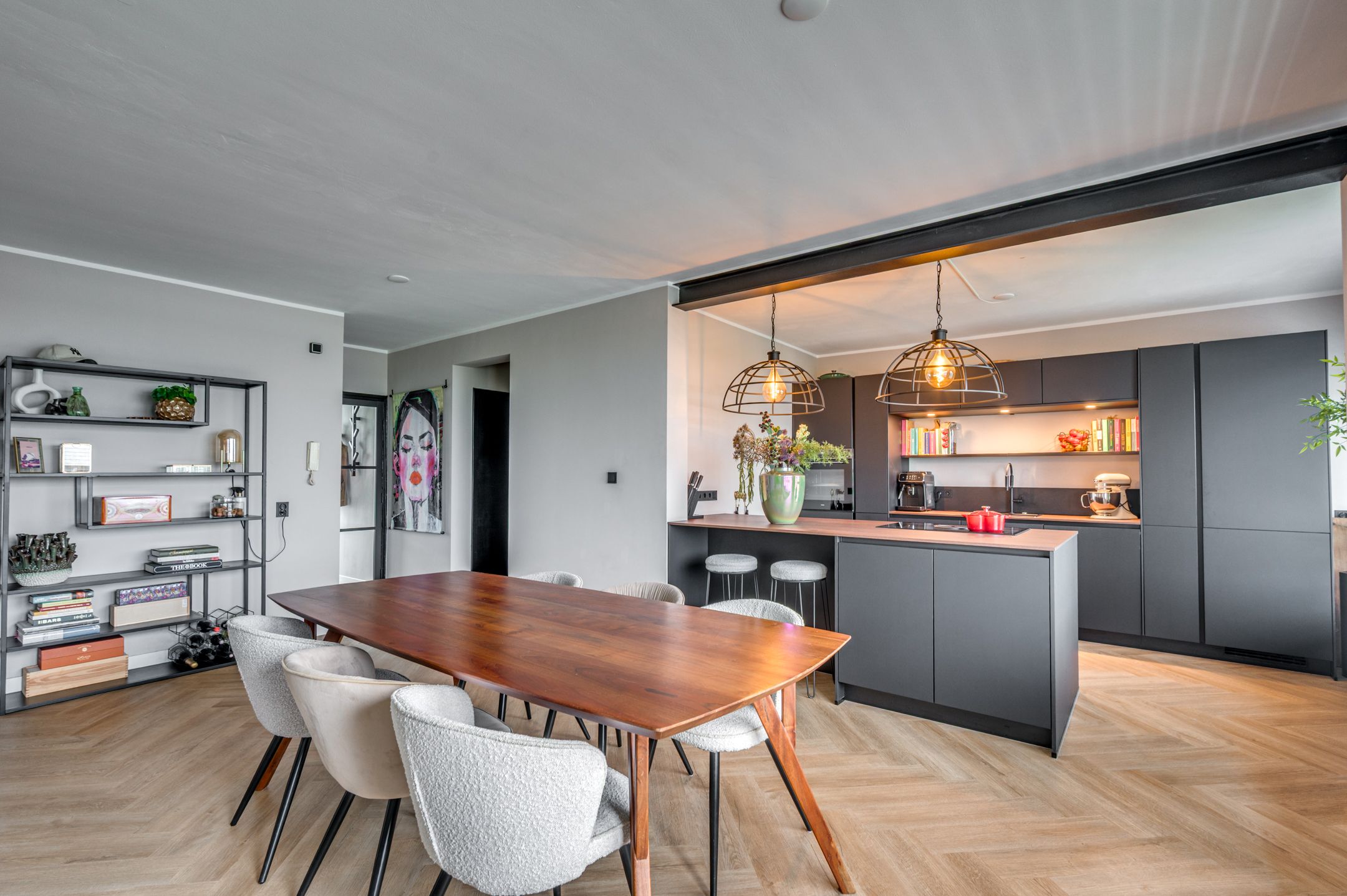 Photo 21 of Albert Cuypstraat 100