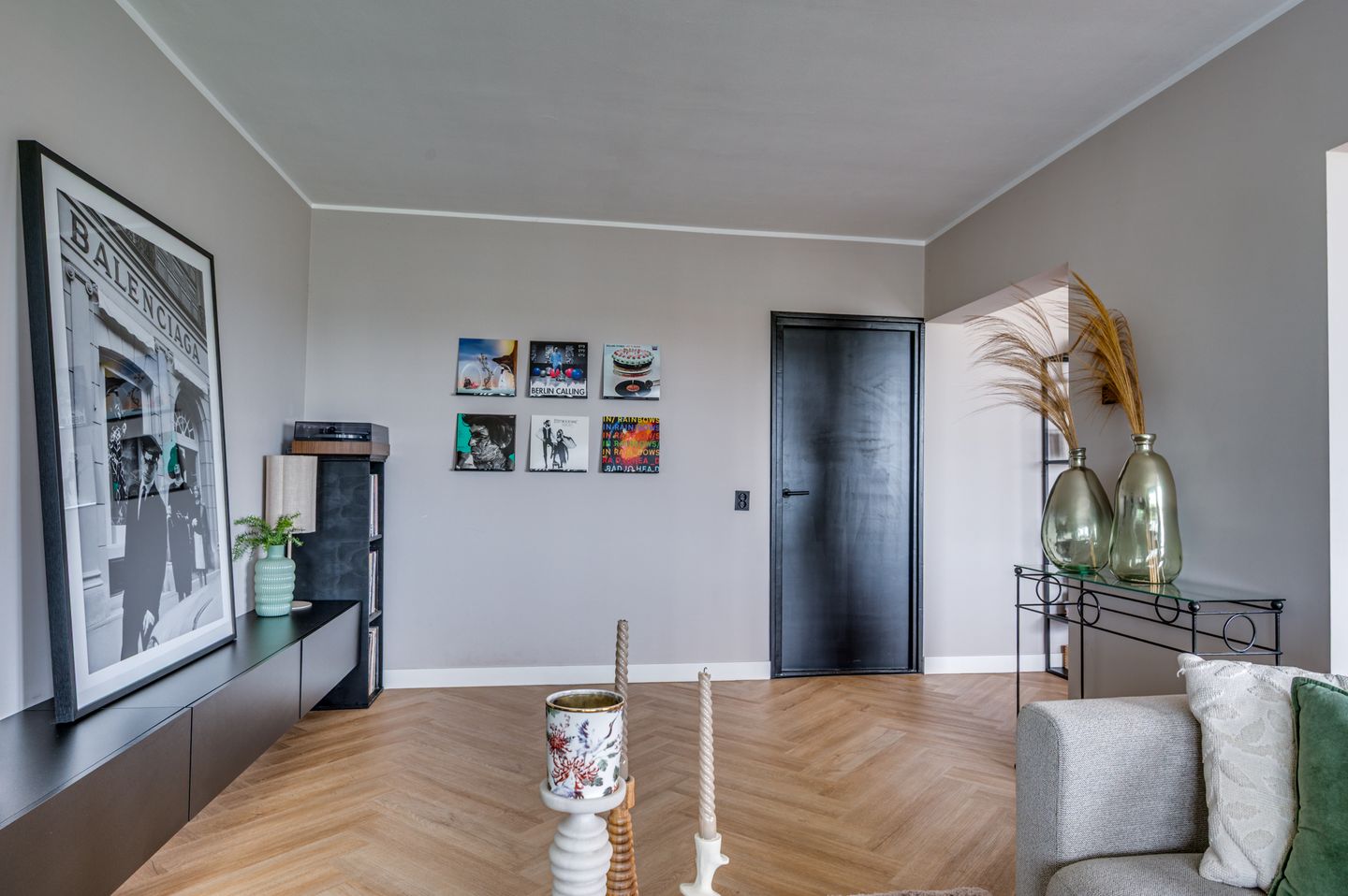 Photo 34 of Albert Cuypstraat 100