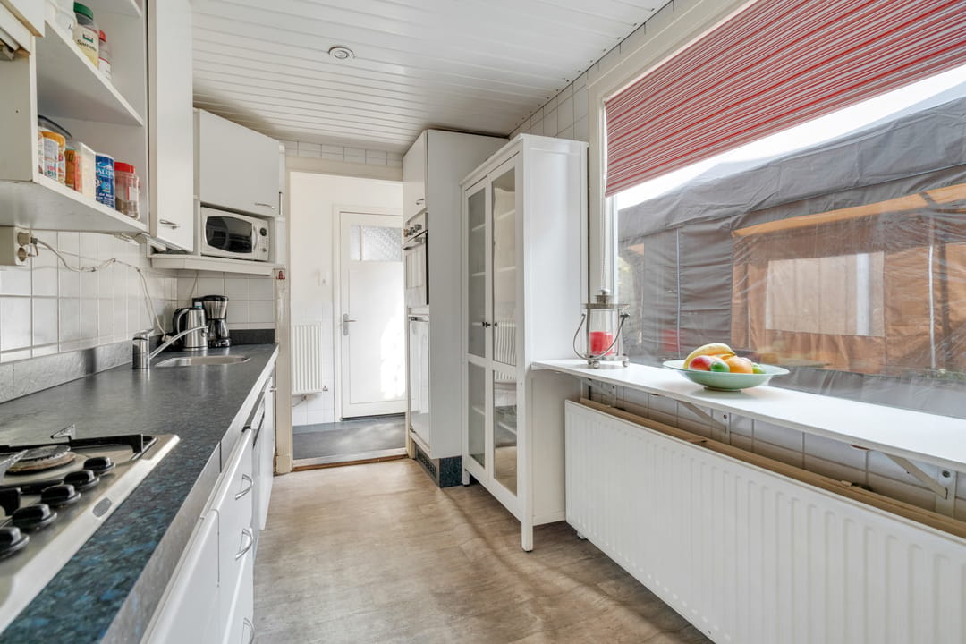 Photo 16 of Oosterstraat 178