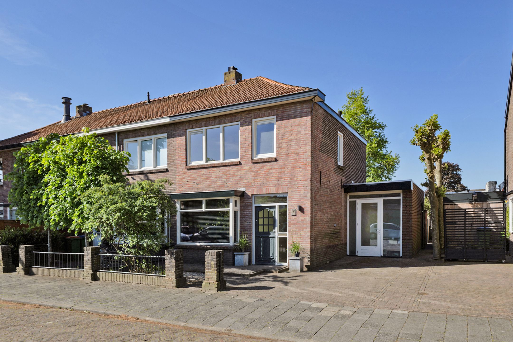 Burgemeester Buijsenstraat 7 