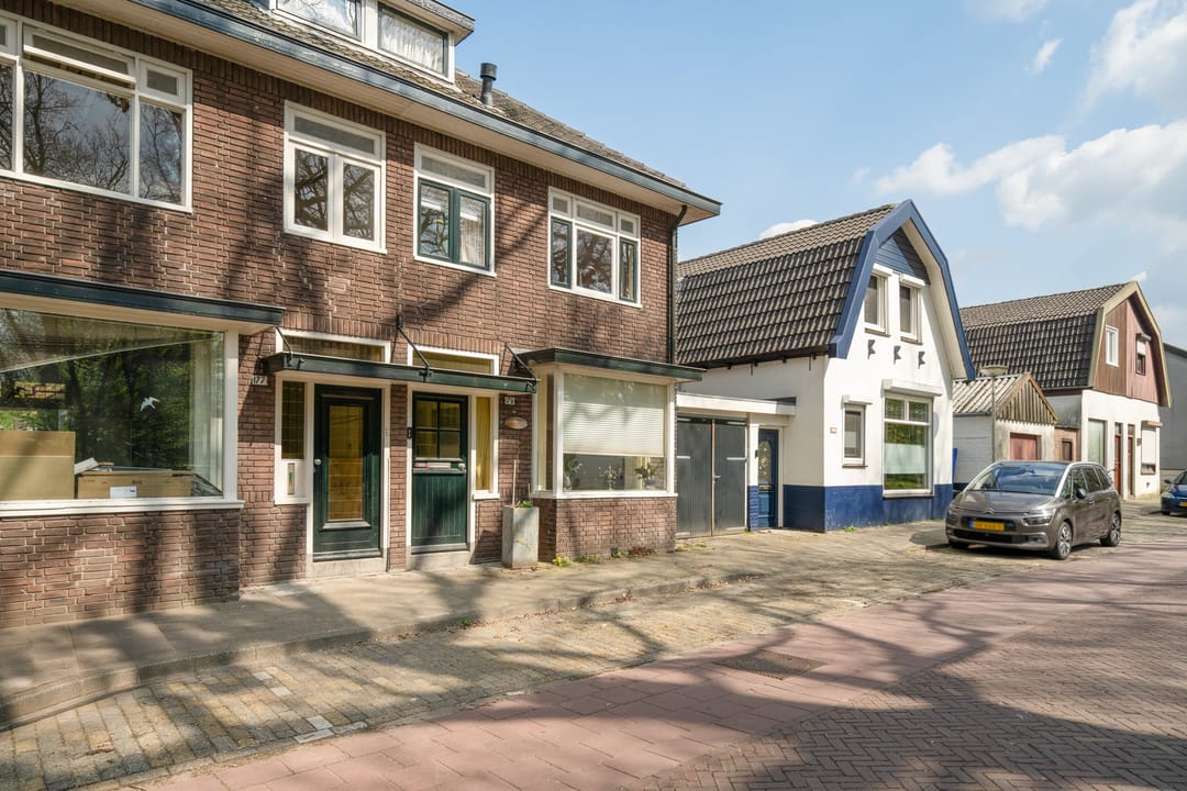 Photo 43 of Oosterstraat 178