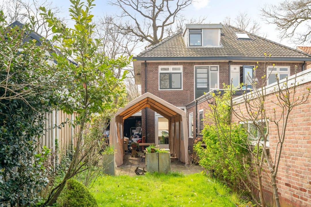 Photo 38 of Oosterstraat 178