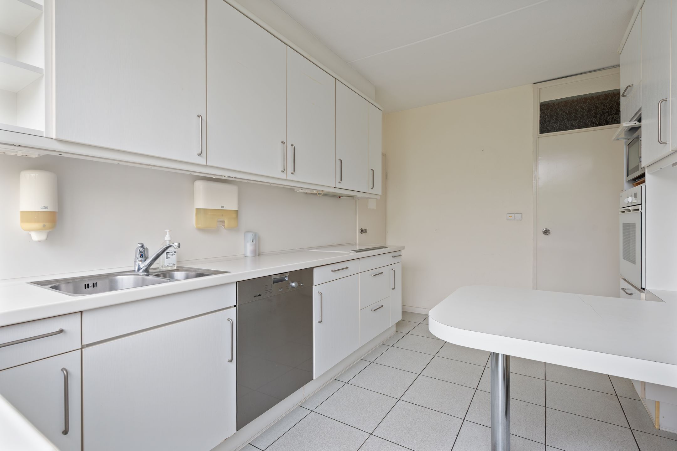 Photo 12 of Grebbeberglaan 46