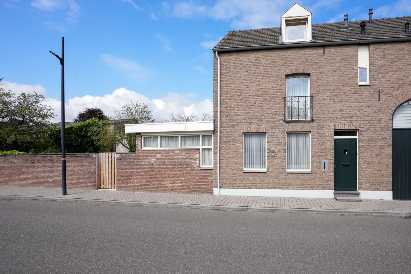 Foto 1 van Prins Hendrikstraat 2-A