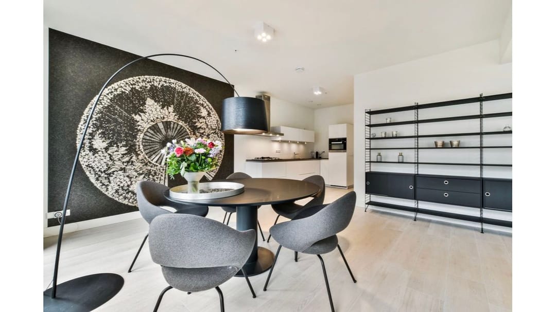 Photo 8 of Ferdinand Bolstraat 136-B