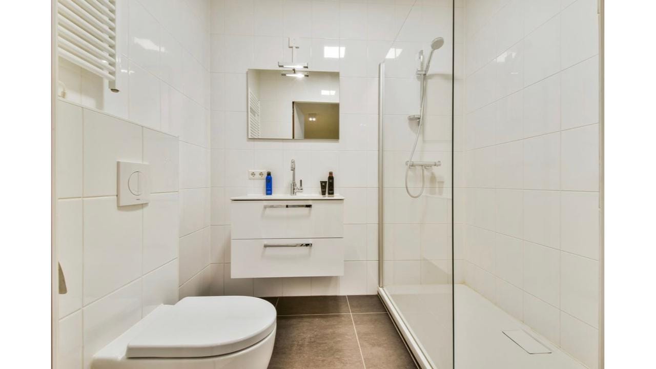 Photo 18 of Ferdinand Bolstraat 136-B