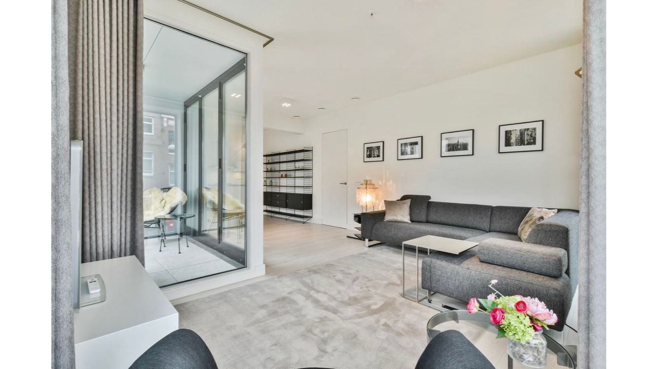 Photo 10 of Ferdinand Bolstraat 136-B