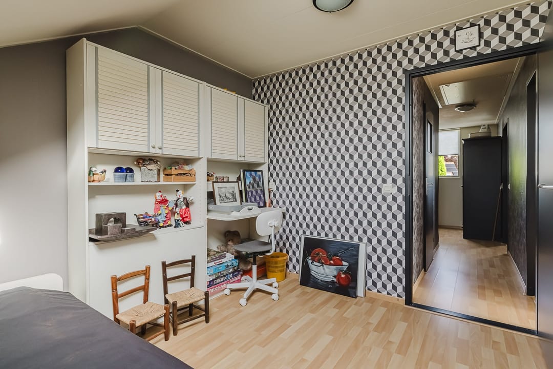 Spacious corner home with garage in peaceful Klein Zundert — 23