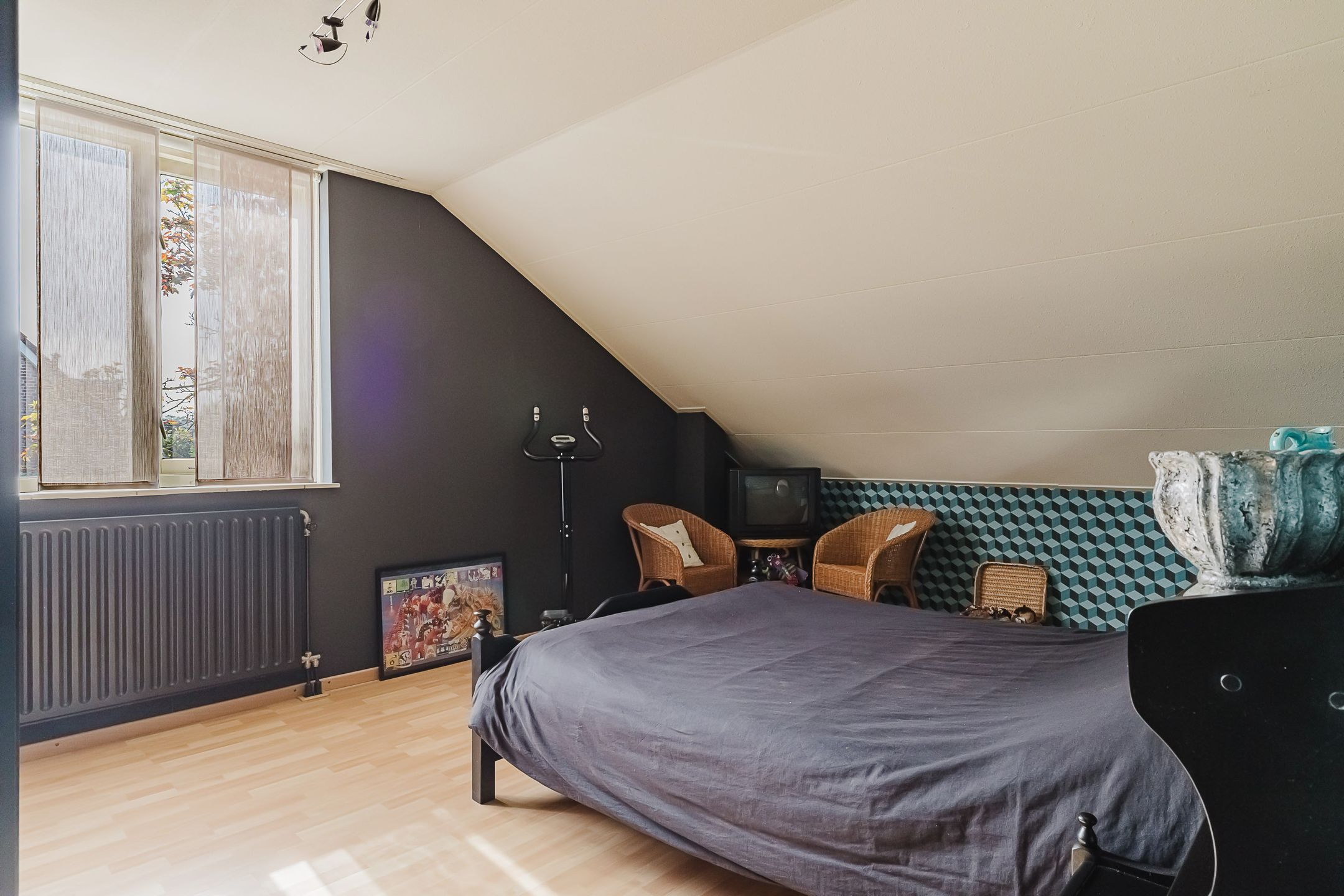Spacious corner home with garage in peaceful Klein Zundert — 27
