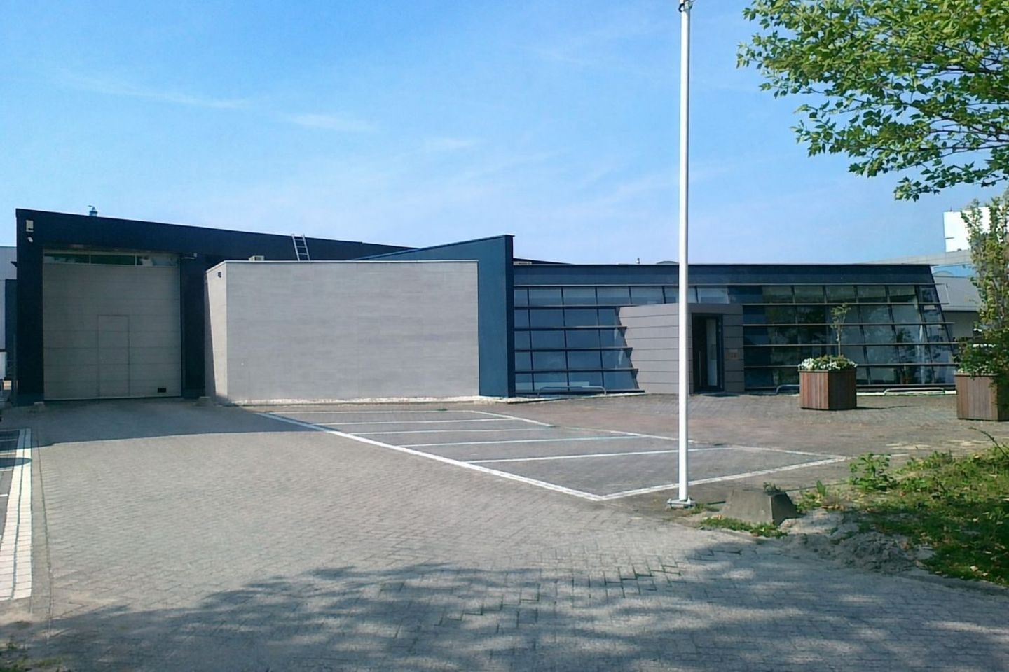 Bekijk foto 1 van Avelingen-West 24