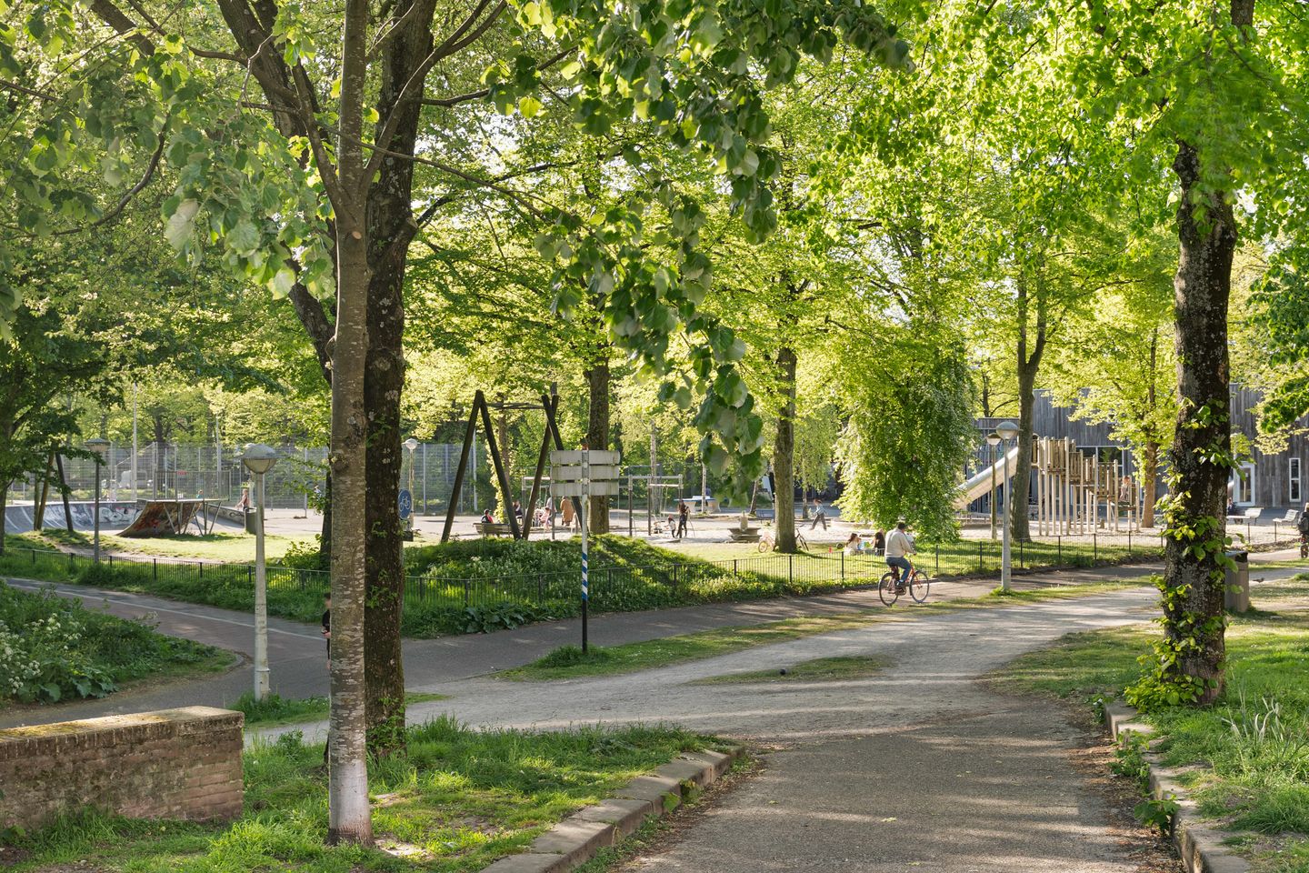 Photo 25 of Jan Evertsenstraat 151-H