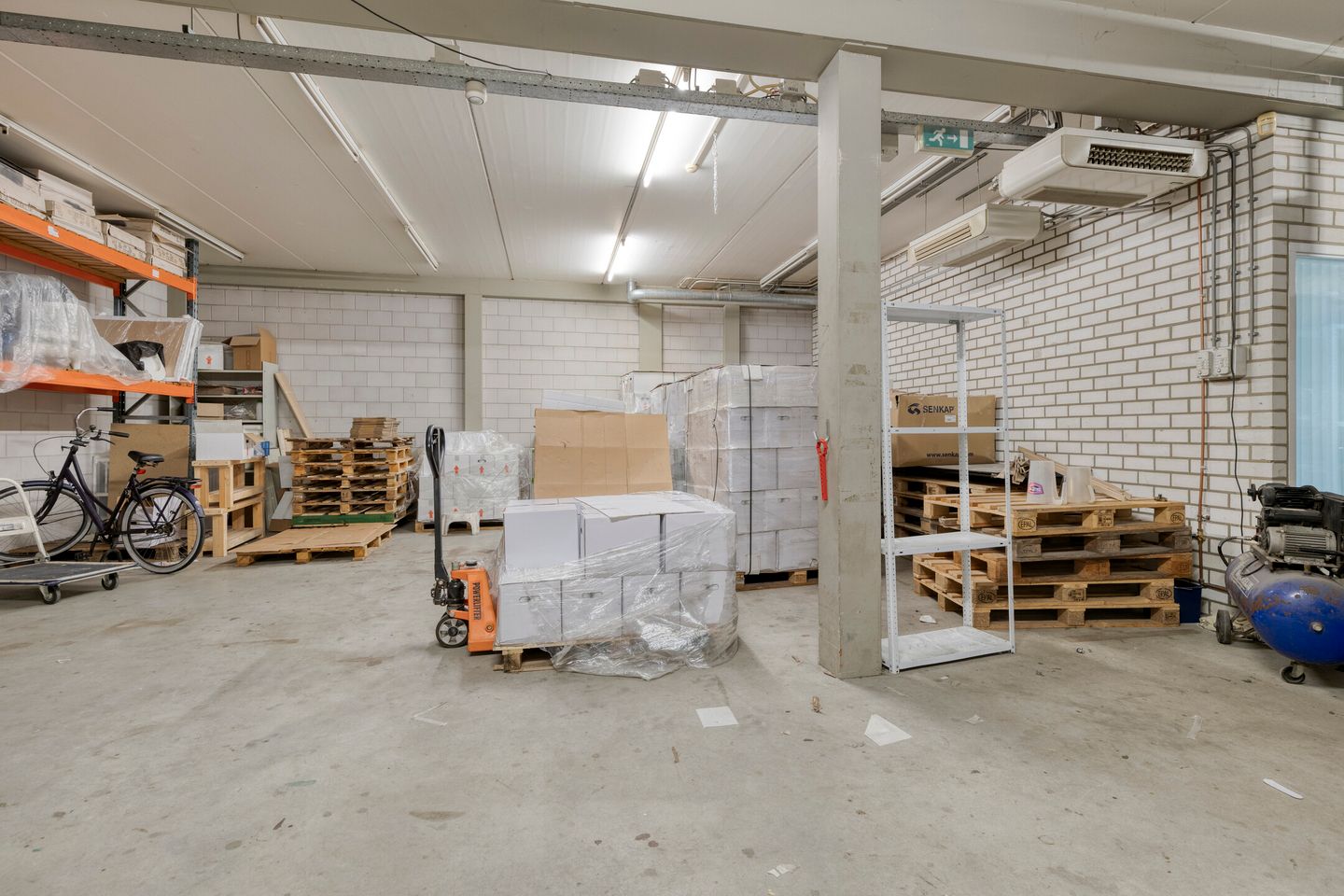 View photo 5 of Industrieweg 97-B