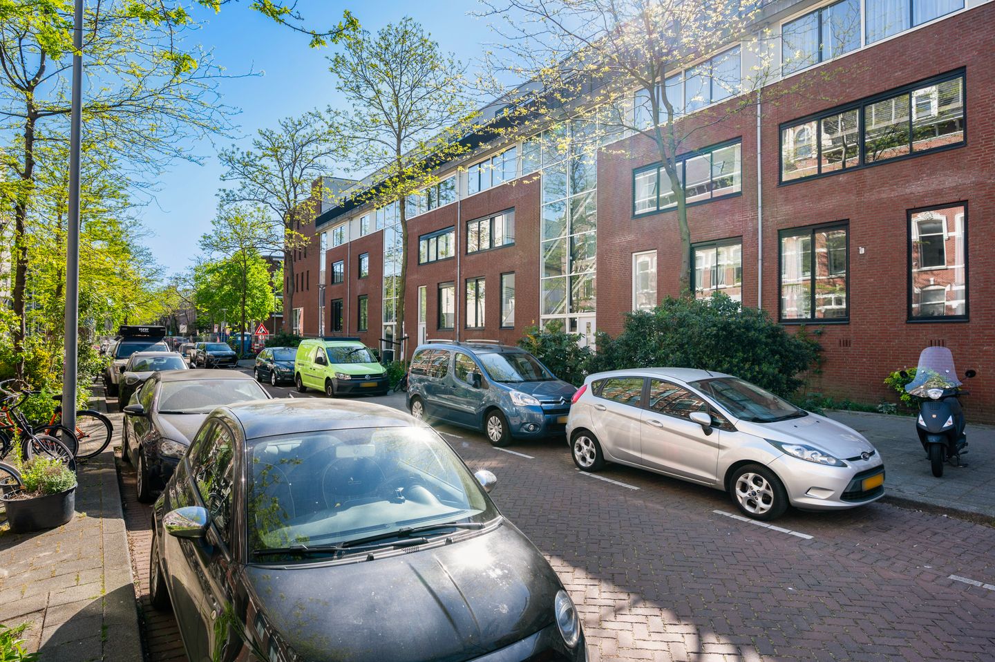 Photo 34 of Hondiusstraat 10-B