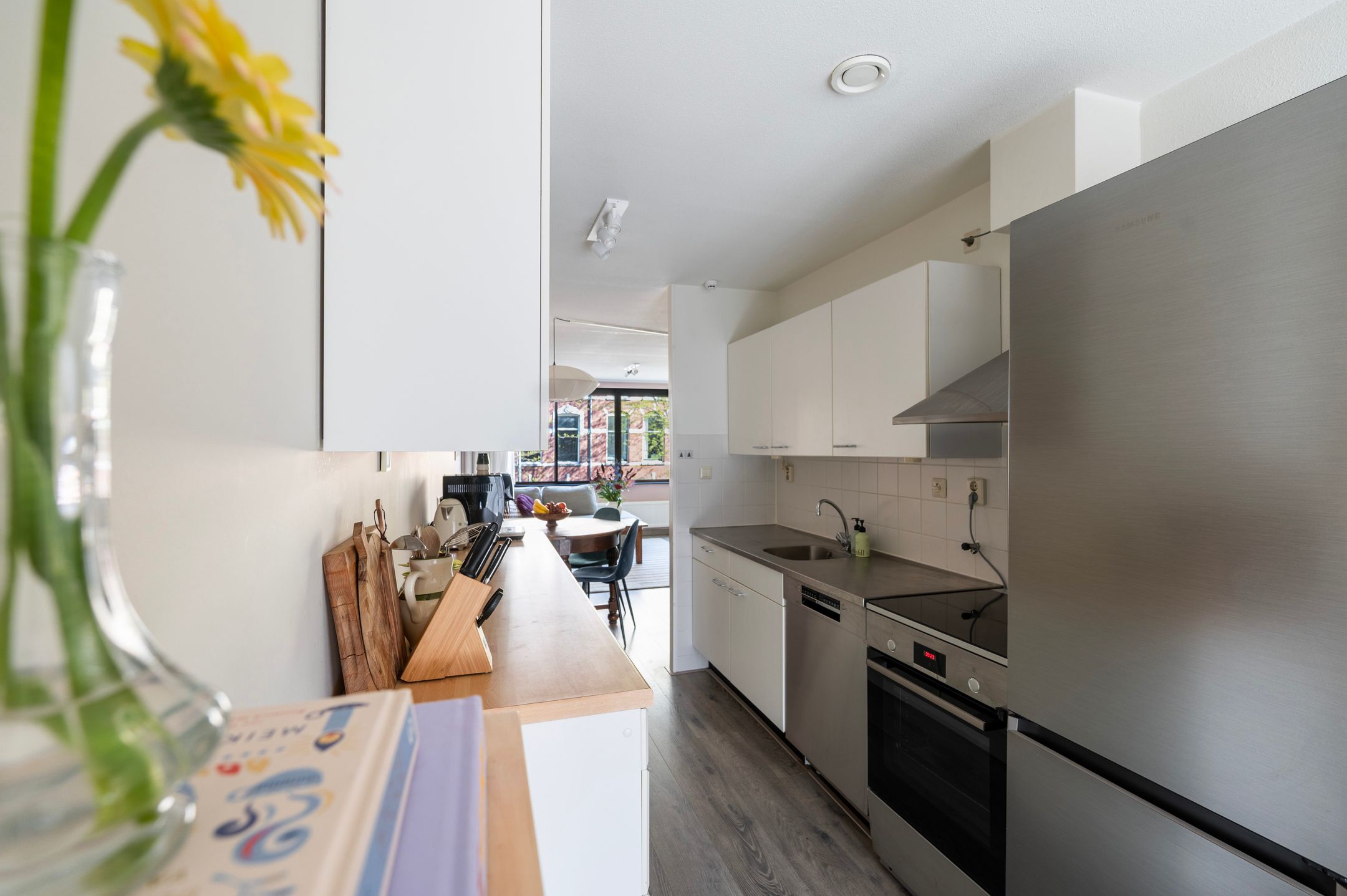 Photo 12 of Hondiusstraat 10-B