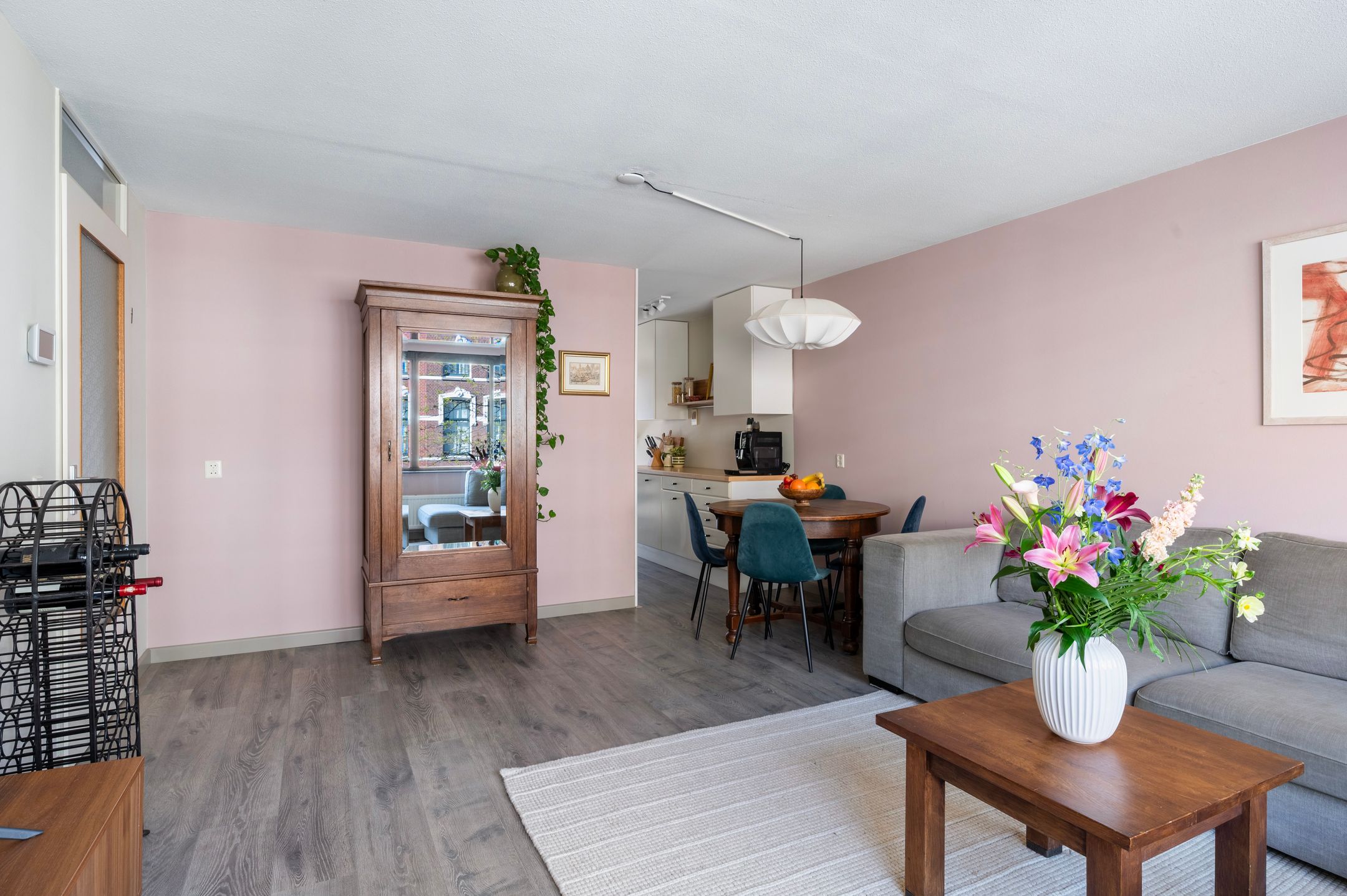 Photo 6 of Hondiusstraat 10-B