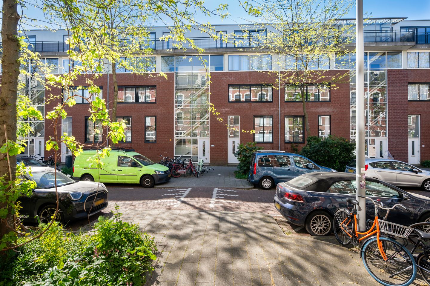 Photo 4 of Hondiusstraat 10-B