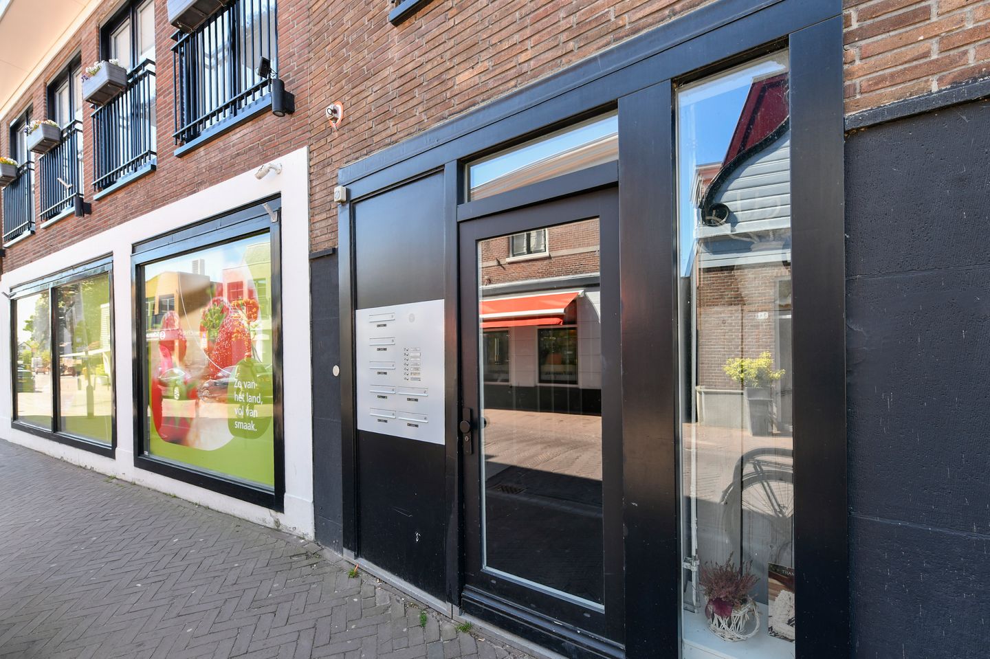 Photo 4 of Dorpsstraat 49