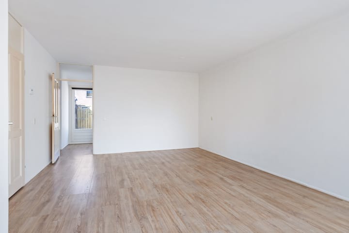 Tussenwoning te koop: Siebe Schootstrastraat 18, Leeuwarden