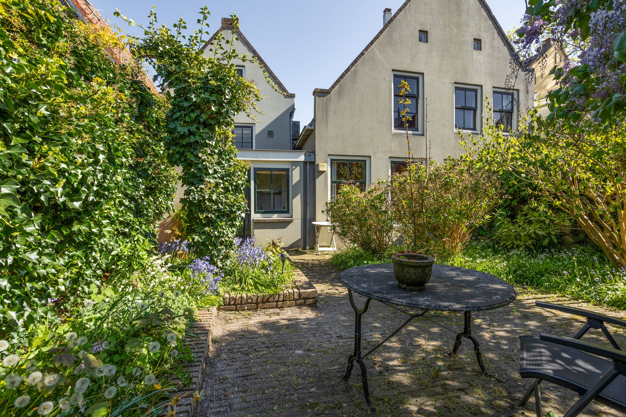 Photo 33 of Brugstraat 1