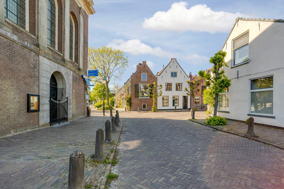 Photo 37 of Brugstraat 1