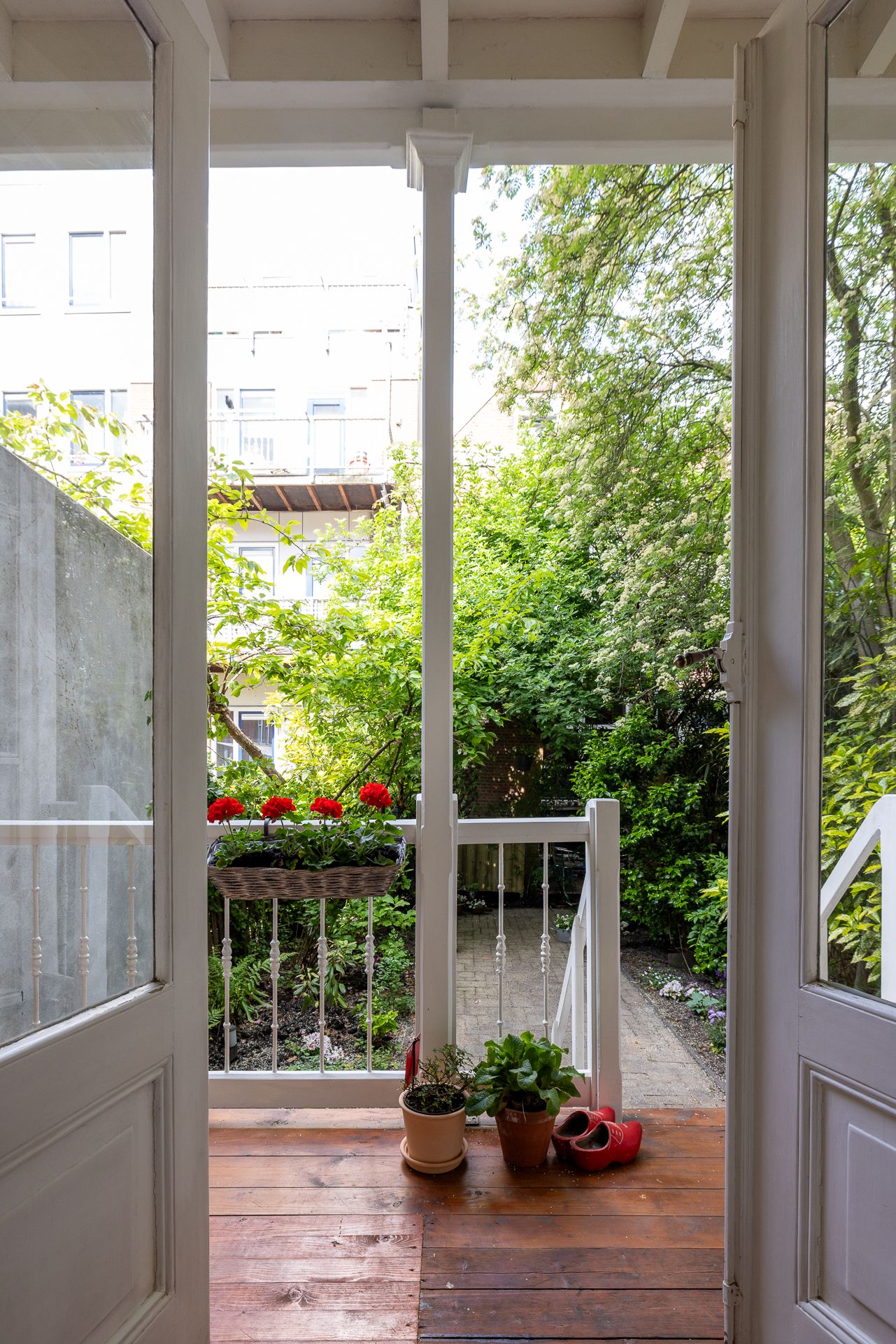 Photo 14 of Lambertusstraat 187