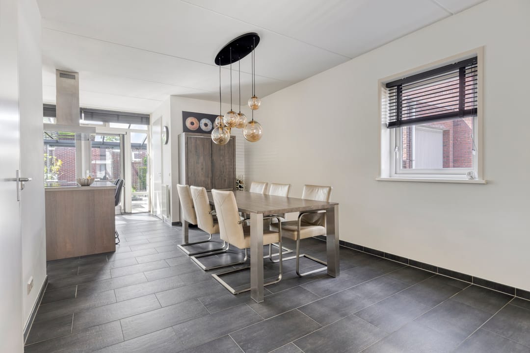 Photo 13 of Alexander de Grotestraat 22