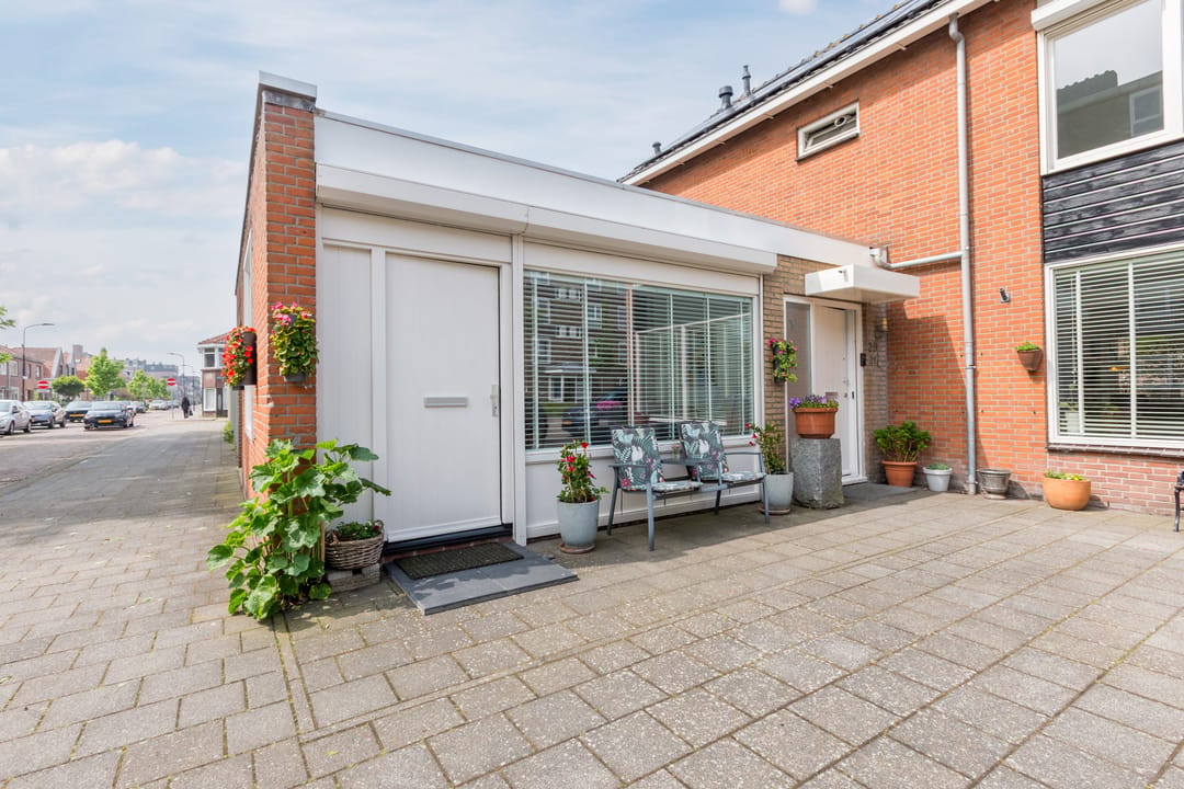 Photo 2 of Graaf Florislaan 39
