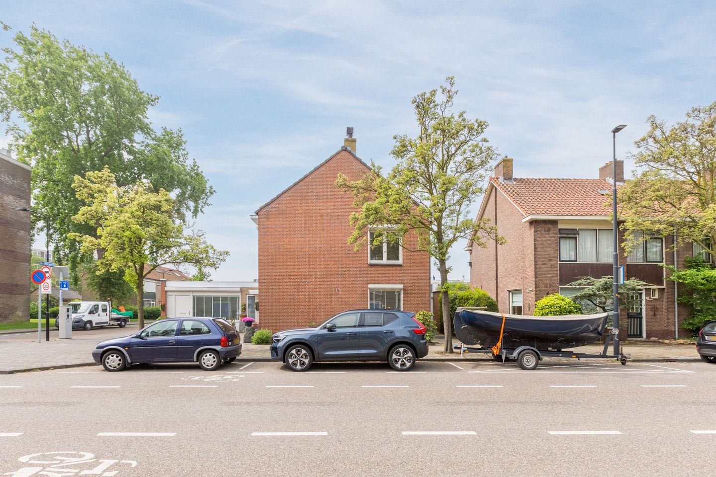 Photo 85 of Graaf Florislaan 39