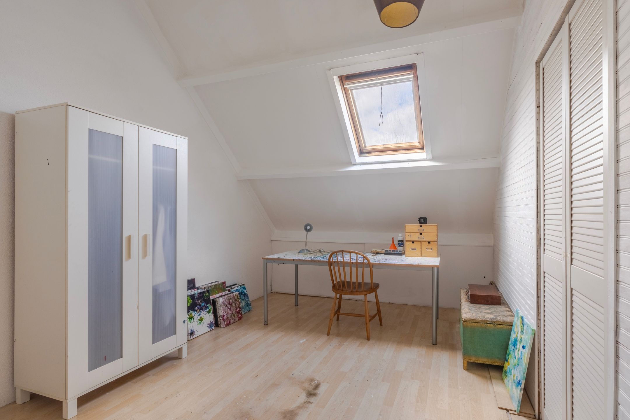 Spacious Family Home with Deep Garden and Private Driveway in Huissen — 27